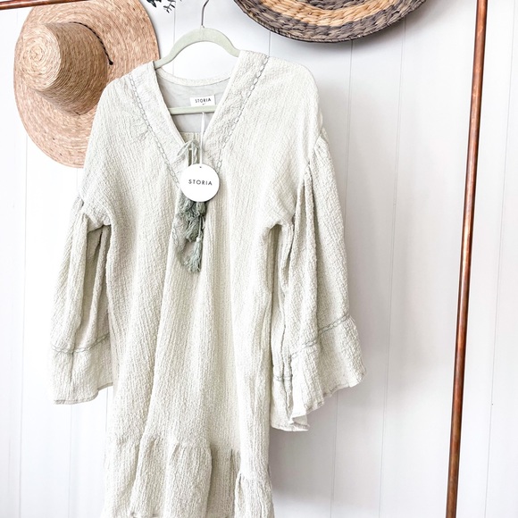 Storia Cream Mini Dress - Picture 1 of 7